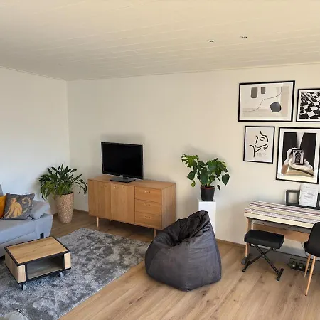 Apartment Bei Kompis über Den Dächern Von