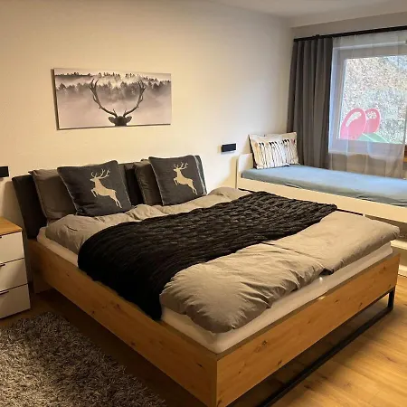 Bei Kompis über Den Dächern Von *