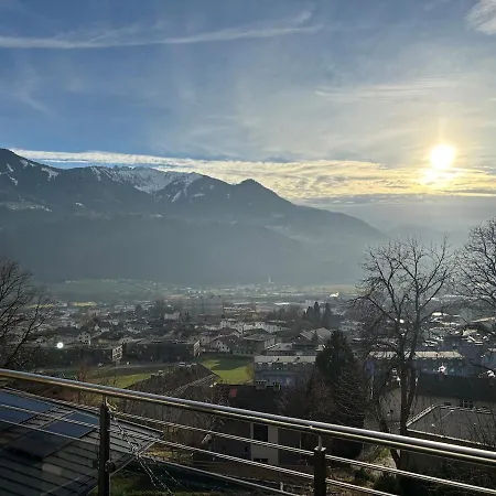 Apartment Bei Kompis Ueber Den Daechern Von