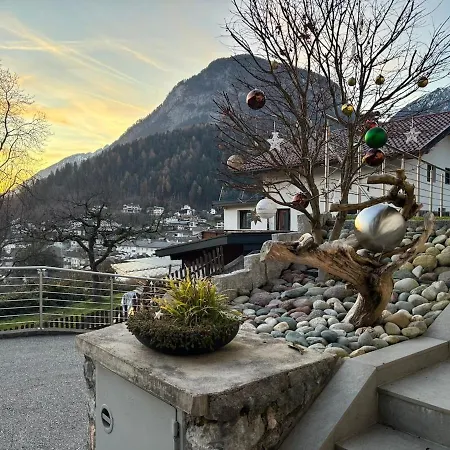 Bei Kompis Ueber Den Daechern Von Jenbach