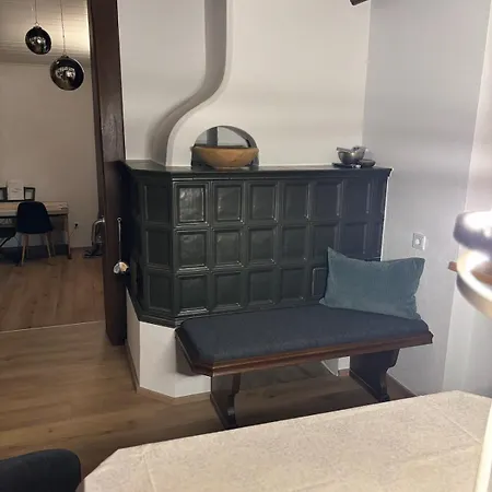 Bei Kompis Ueber Den Daechern Von * 젠바흐